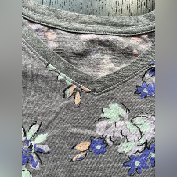 CHEROKEE TOP GIRLS LONG SLEEVES, t-shirt.  gray flowery SIZE 7/8 - Picture 7 of 14
